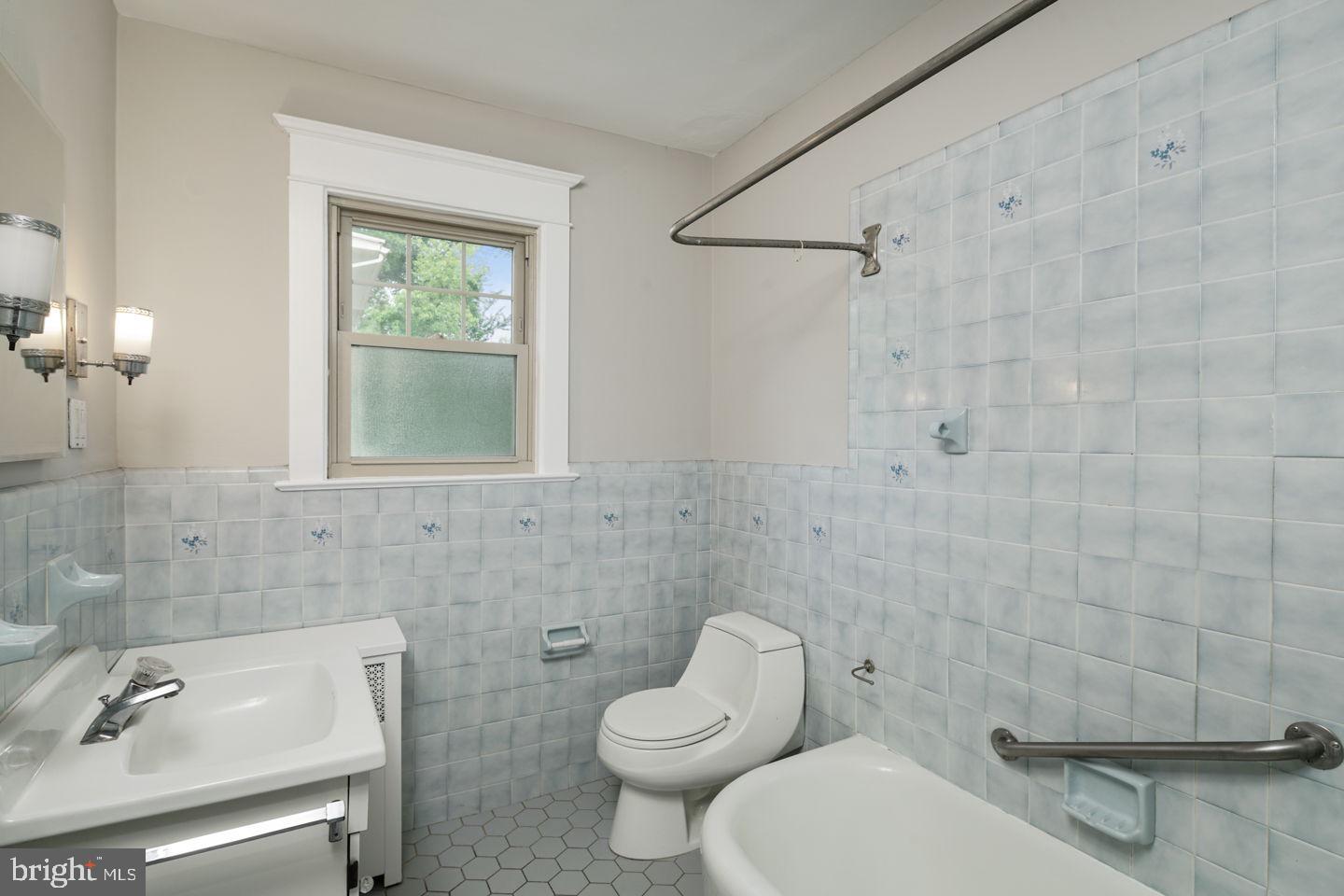 304 Beechwood Avenue Haddonfield, NJ 08033 - Photo 22 of 27 Gallery Image 22