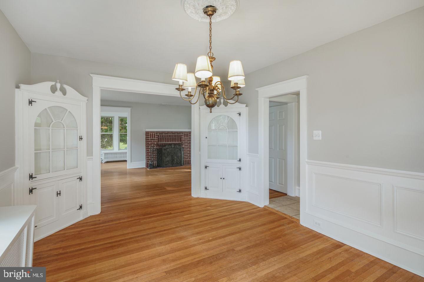 304 Beechwood Avenue Haddonfield, NJ 08033 - Photo 8 of 27 Gallery Image 8