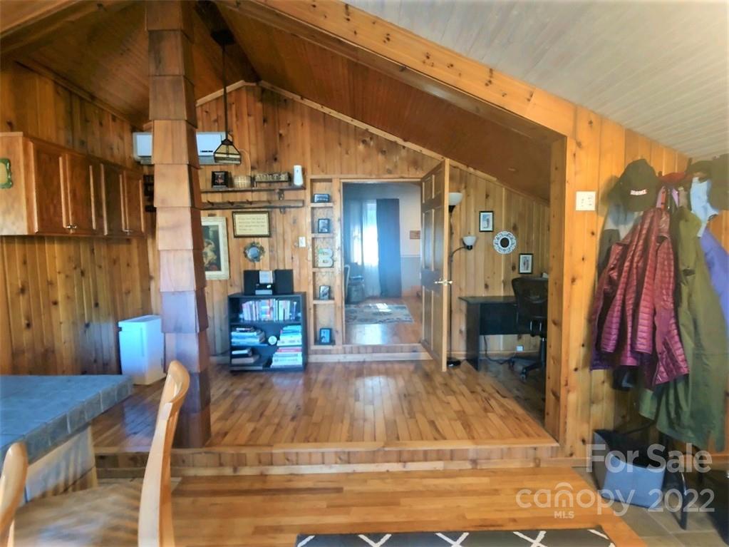 180 Claude Cook Road Sylva, NC 28779 - Photo 5 of 14 Gallery Image 5