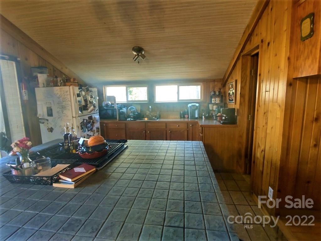 180 Claude Cook Road Sylva, NC 28779 - Photo 8 of 14 Gallery Image 8