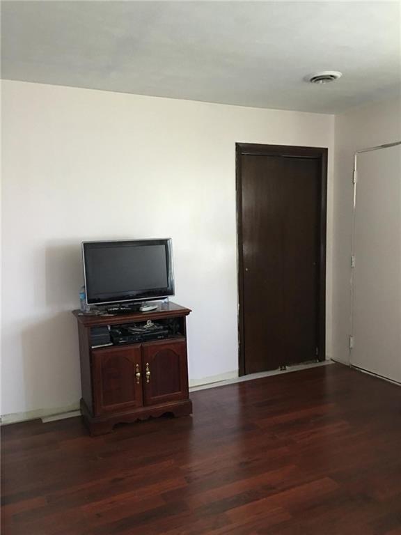 110 Strawn Road Perryopolis, PA 15473 - Photo 5 of 9 Large Living room !! New Flooring !!