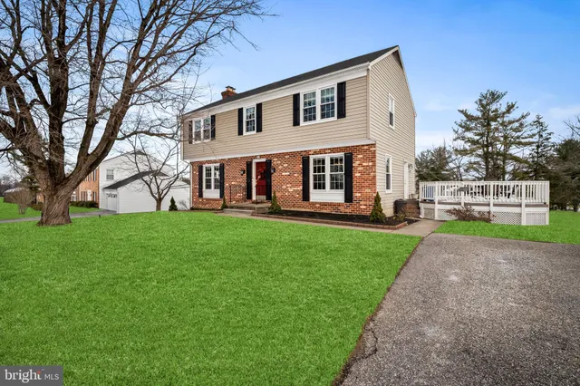 $630,000 | 5 Hollis Court, Lutherville-Timonium, MD 21093