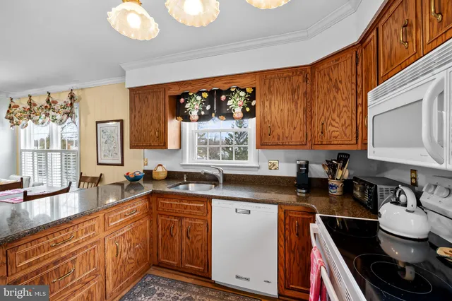 $630,000 | 5 Hollis Court, Lutherville-Timonium, MD 21093