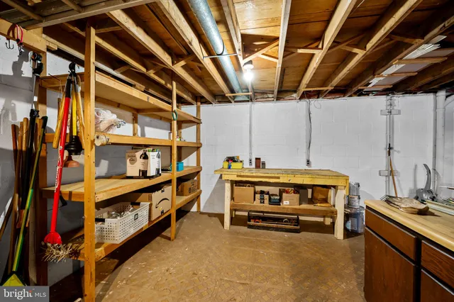 $630,000 | 5 Hollis Court, Lutherville-Timonium, MD 21093