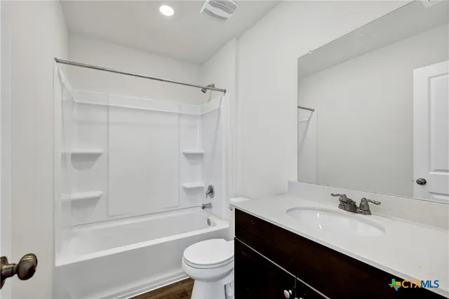 $1,875 | 231 Gabbro Gardens, Maxwell, TX 78656