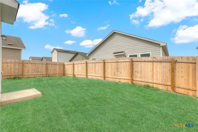 $1,875 | 231 Gabbro Gardens, Maxwell, TX 78656