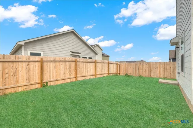 $1,875 | 231 Gabbro Gardens, Maxwell, TX 78656