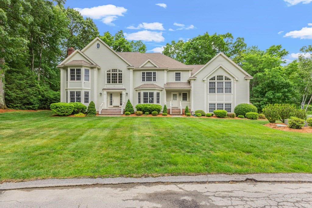 45 Hitching Post Road North Andover, MA 01845 - Photo 1 of 30 Gallery Image 1