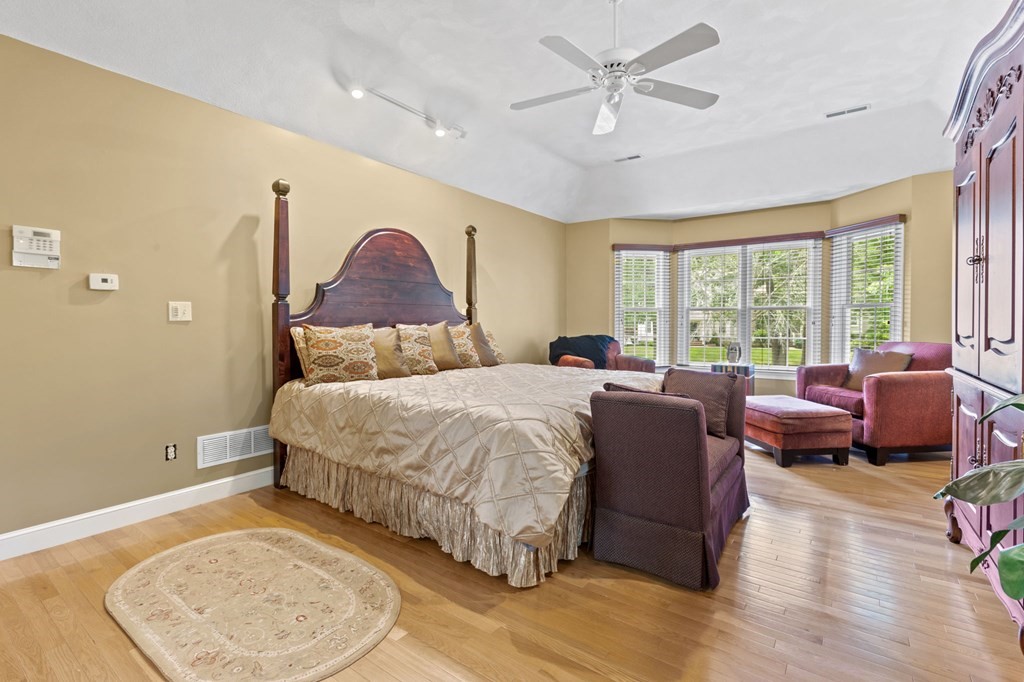 45 Hitching Post Road North Andover, MA 01845 - Photo 17 of 30 Gallery Image 17