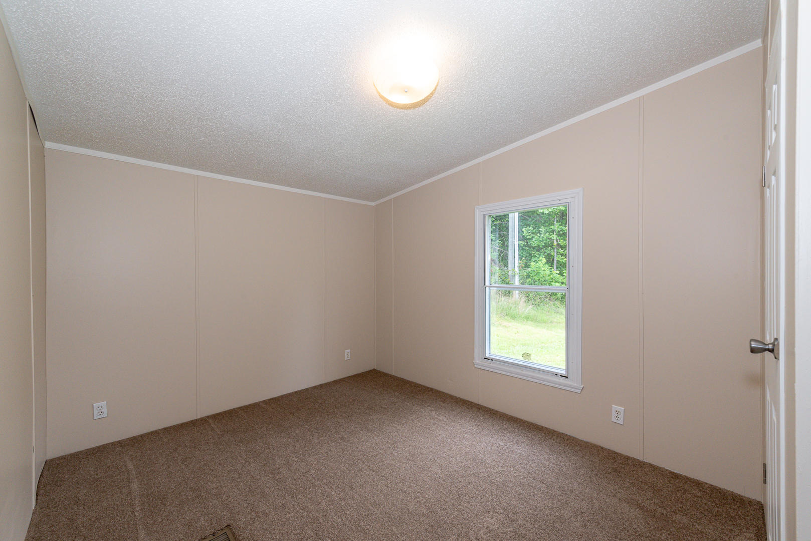 247 Scenic View Road Madisonville, TN 37354 - Photo 20 of 29 DSC_7180