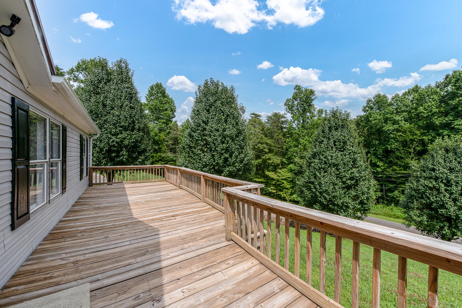 247 Scenic View Road Madisonville, TN 37354 - Photo 25 of 29 DSC_7168-Edit