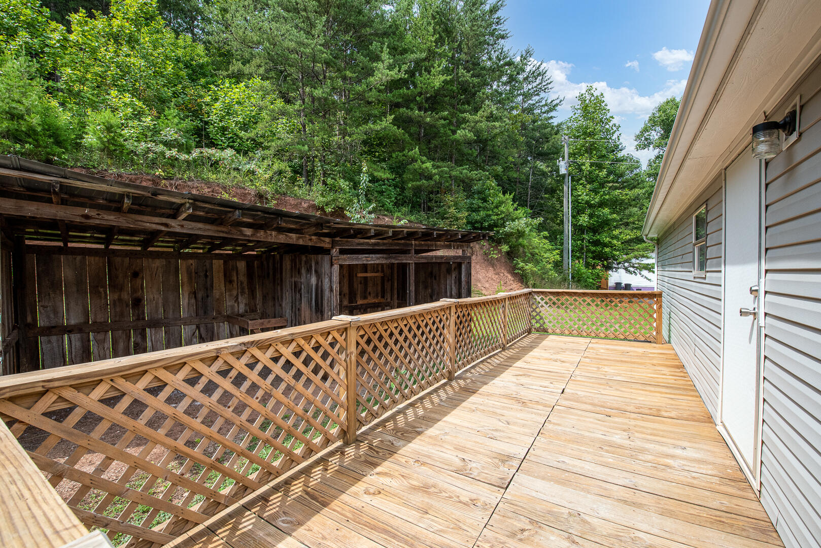 247 Scenic View Road Madisonville, TN 37354 - Photo 26 of 29 DSC_7165-Edit