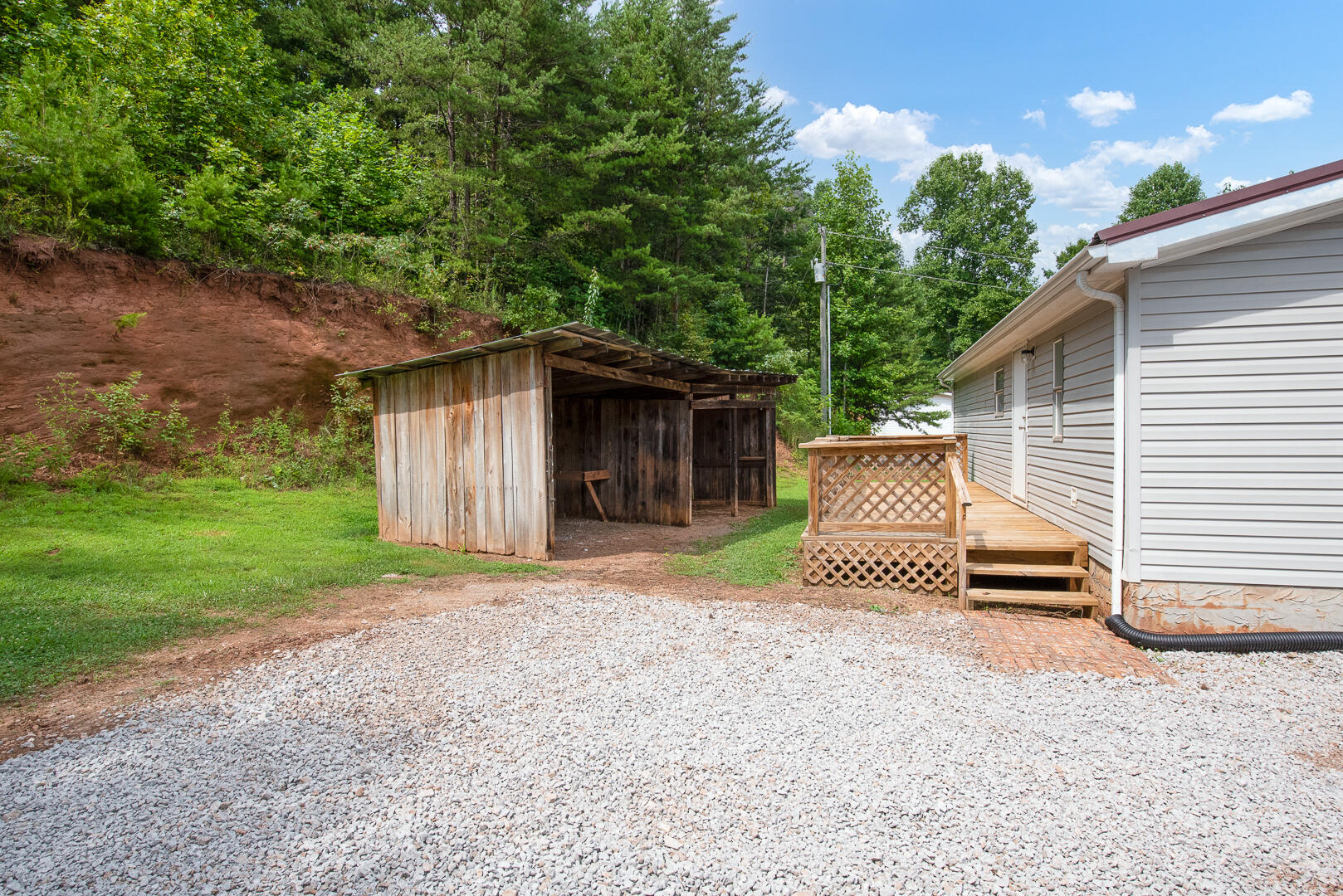 247 Scenic View Road Madisonville, TN 37354 - Photo 27 of 29 DSC_7164-Edit