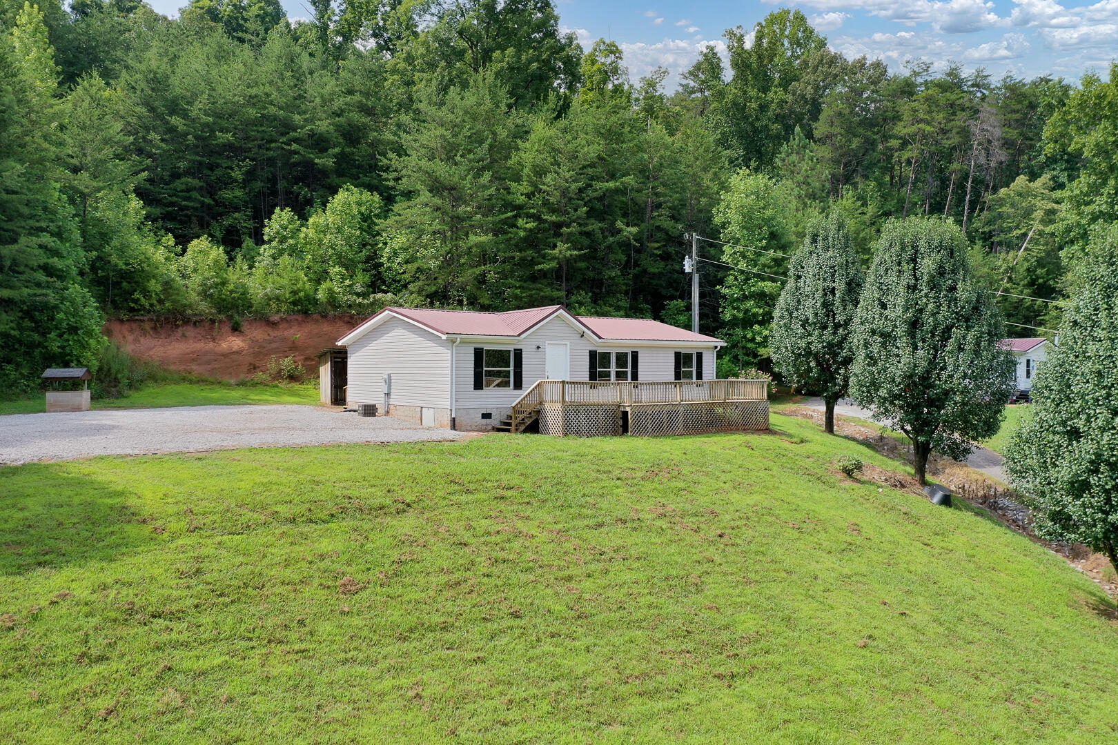 247 Scenic View Road Madisonville, TN 37354 - Photo 5 of 29 Dsc_6923-2