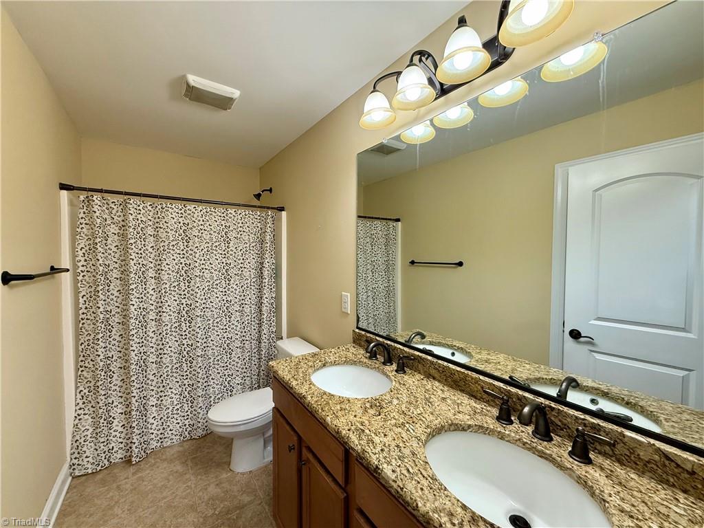 2227 Dunning Court High Point, NC 27265 - Photo 23 of 44