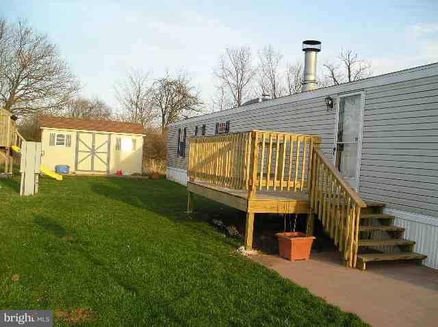 215 Rim Road Elizabethtown, PA 17022 - Photo 3 of 3 Gallery Image 3