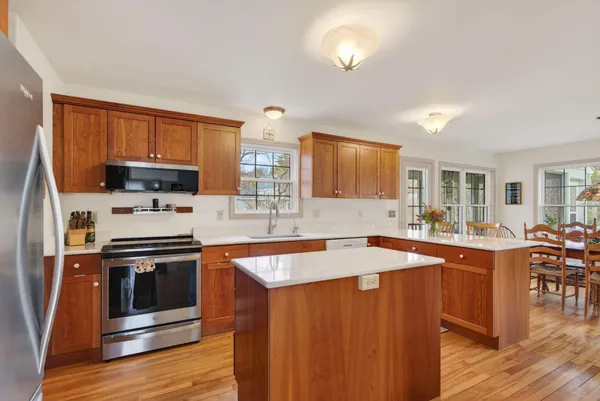 $1,099,000 | 131 Western Avenue, Kennebunk, ME 04043