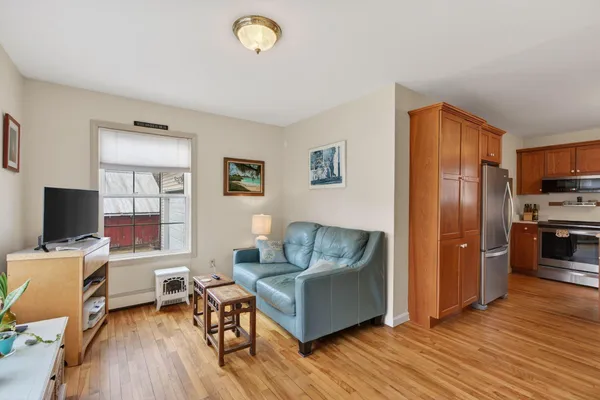 $1,099,000 | 131 Western Avenue, Kennebunk, ME 04043