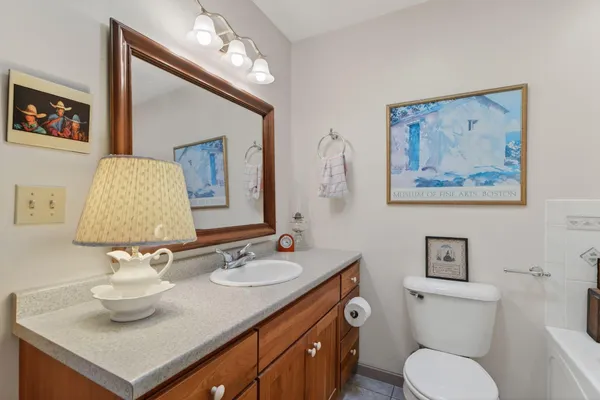 $1,099,000 | 131 Western Avenue, Kennebunk, ME 04043