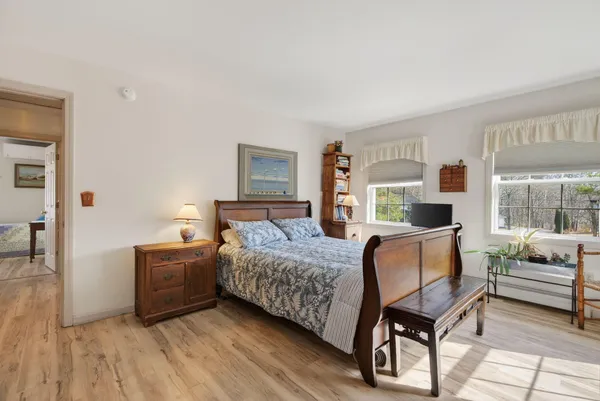 $1,099,000 | 131 Western Avenue, Kennebunk, ME 04043