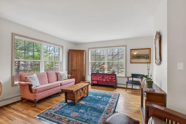 $1,099,000 | 131 Western Avenue, Kennebunk, ME 04043