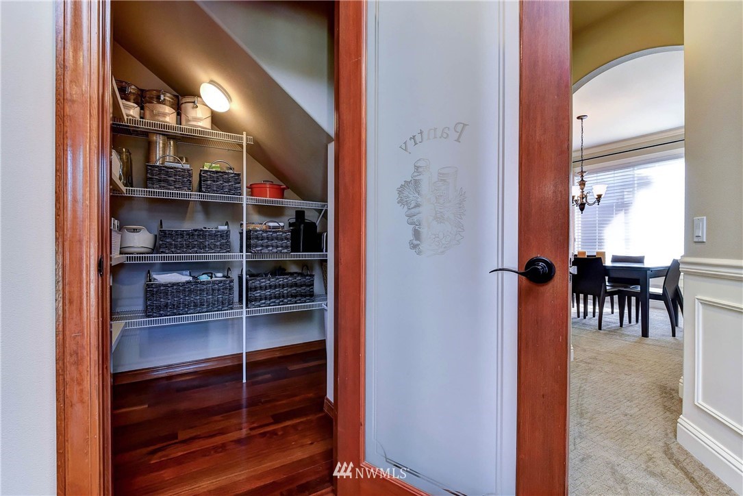 16539 124th Avenue Northeast Bothell, WA 98011 - Photo 13 of 36 Gallery Image 13