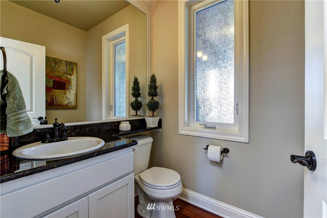 16539 124th Avenue Northeast Bothell, WA 98011 - Photo 15 of 36 Gallery Image 15