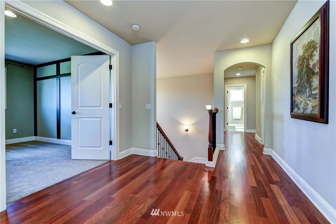 16539 124th Avenue Northeast Bothell, WA 98011 - Photo 24 of 36 Gallery Image 24