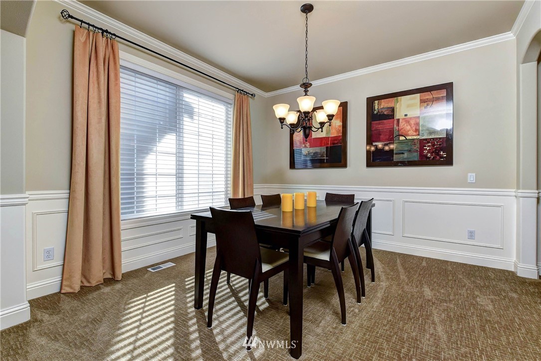 16539 124th Avenue Northeast Bothell, WA 98011 - Photo 6 of 36 Gallery Image 6