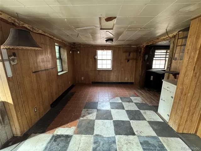 $300,000 | 34697 Silver Springs Boulevard, Pine, CO 80470