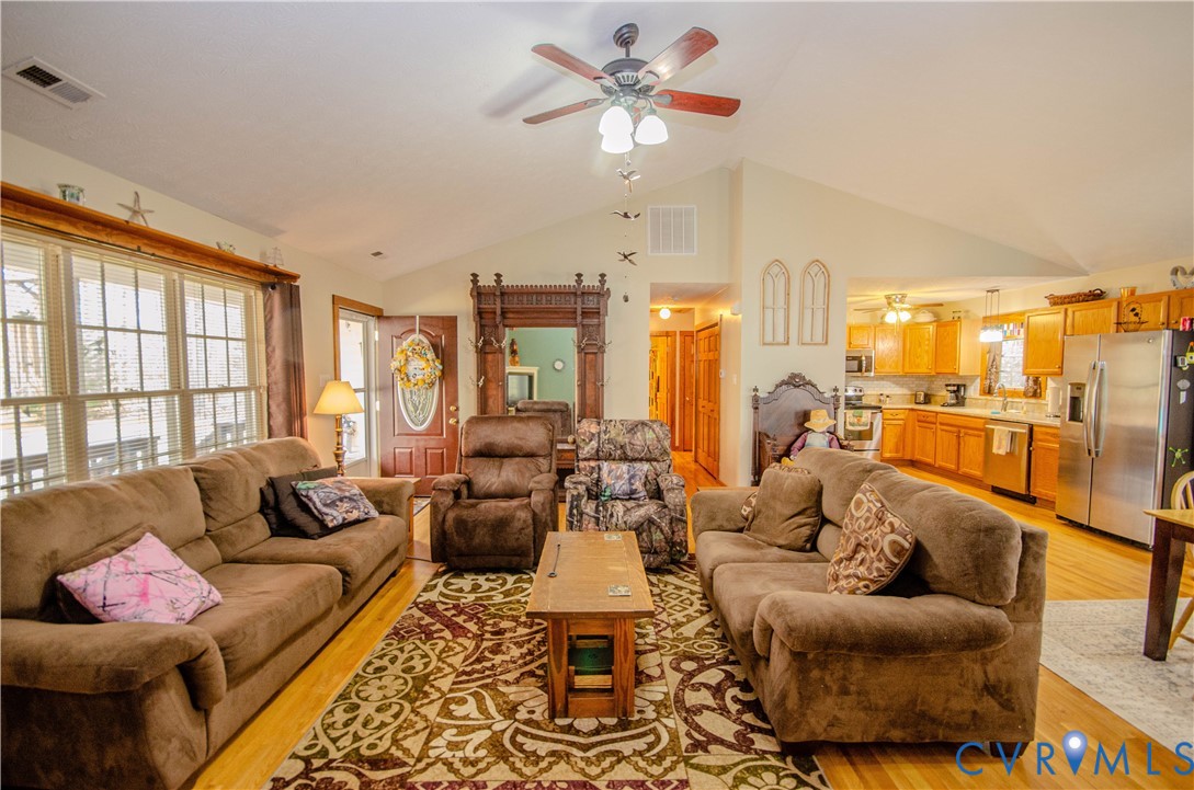 5200 Olivet Church Road Providence Forge, VA 23140 - Photo 13 of 34