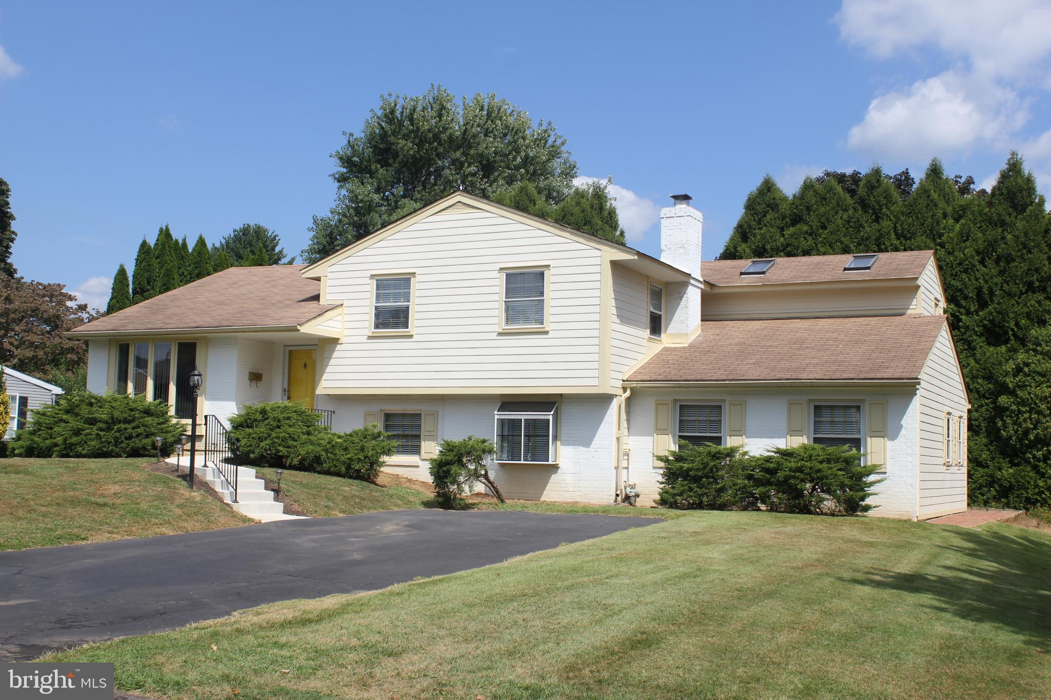 431 Hightop Road West Chester, PA 19380 - Photo 4 of 27