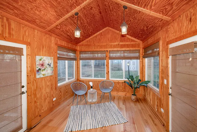 $485,000 | 2S724 Oakwood Terrace, Elburn, IL 60119