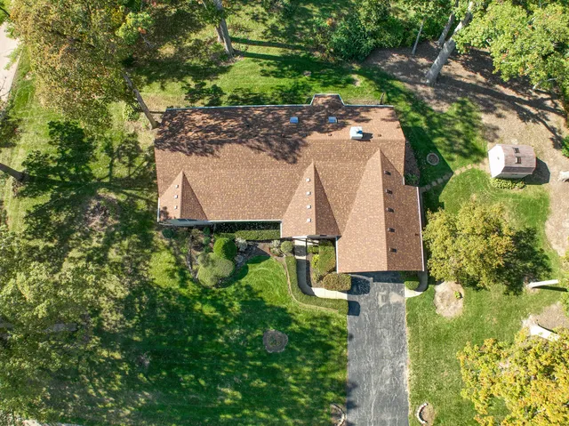 $485,000 | 2S724 Oakwood Terrace, Elburn, IL 60119