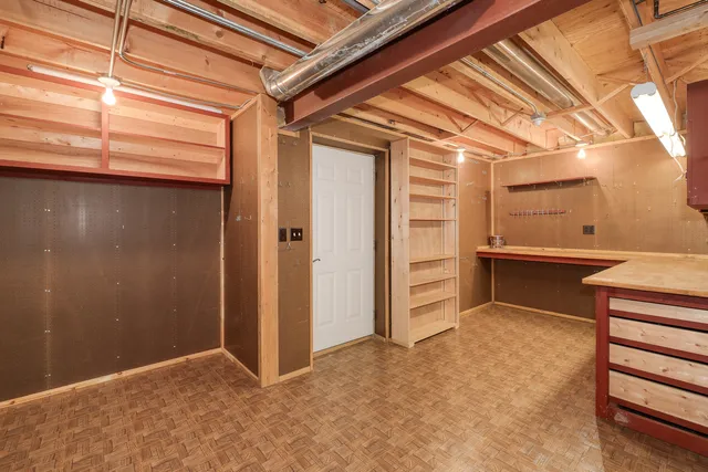 $485,000 | 2S724 Oakwood Terrace, Elburn, IL 60119