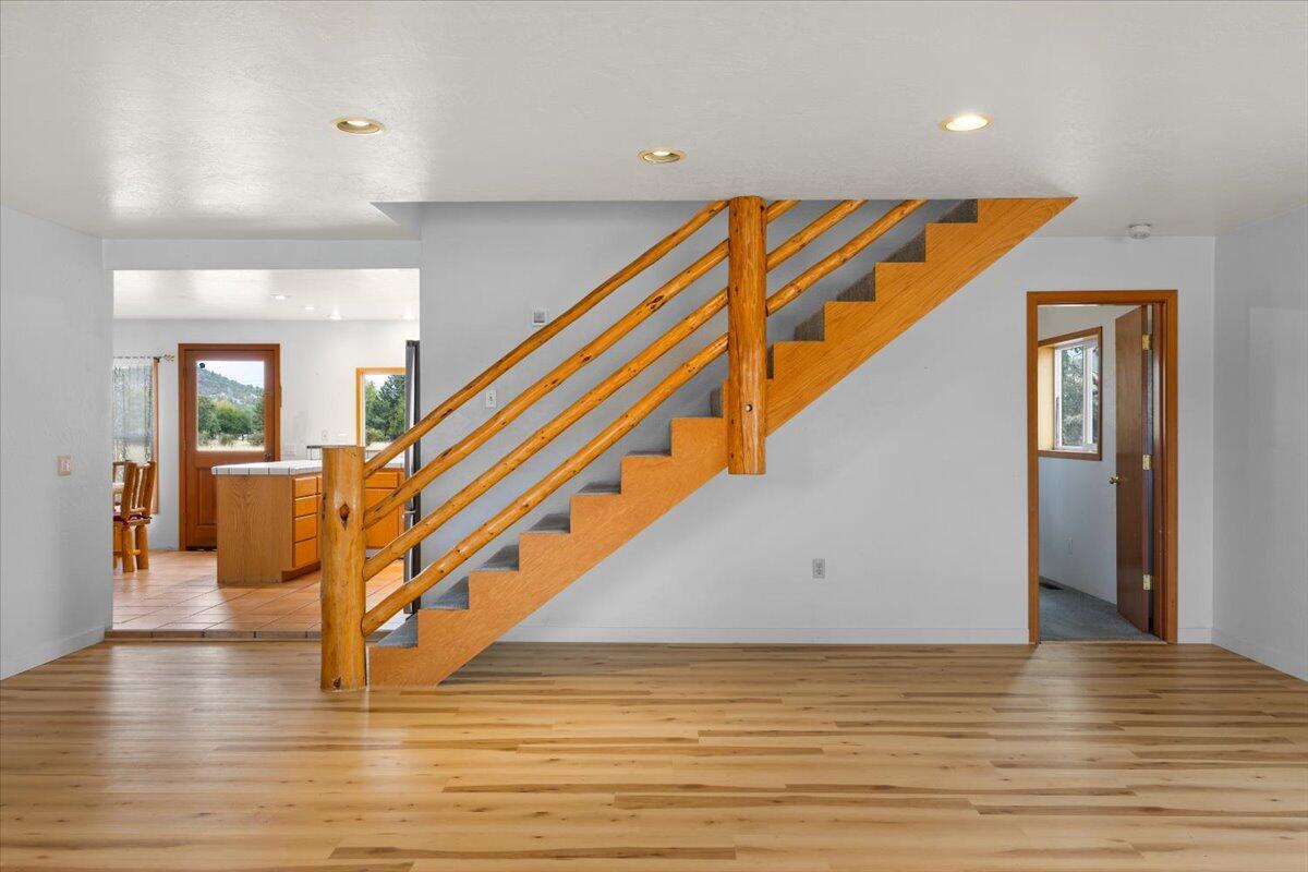 4506 Dodge Road White City, OR 97503 - Photo 14 of 38 11-CI_7212
