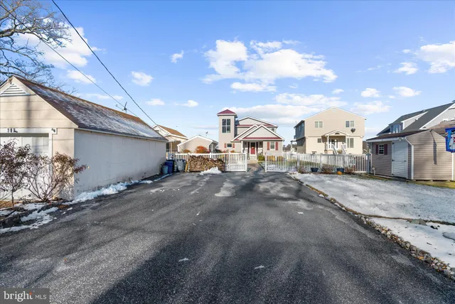 $850,000 | 3830 New Section Road, Baltimore, MD 21220