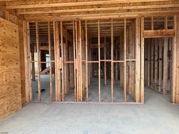 $700,000 | 5 Green Valley Way, Harmony, NJ 08865