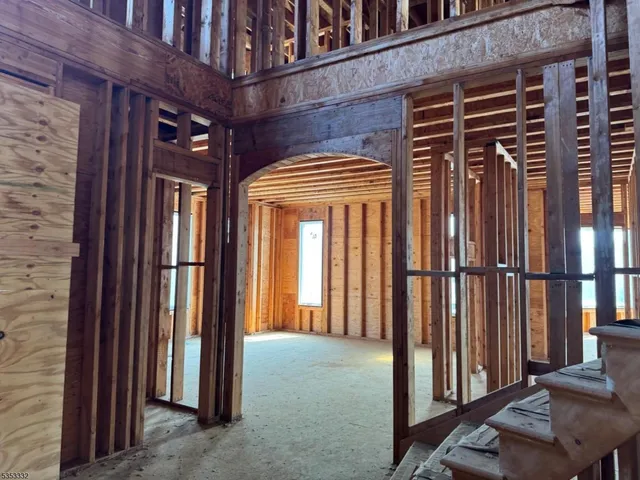 $700,000 | 5 Green Valley Way, Harmony, NJ 08865