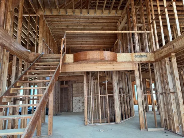 a view of entryway with a front door