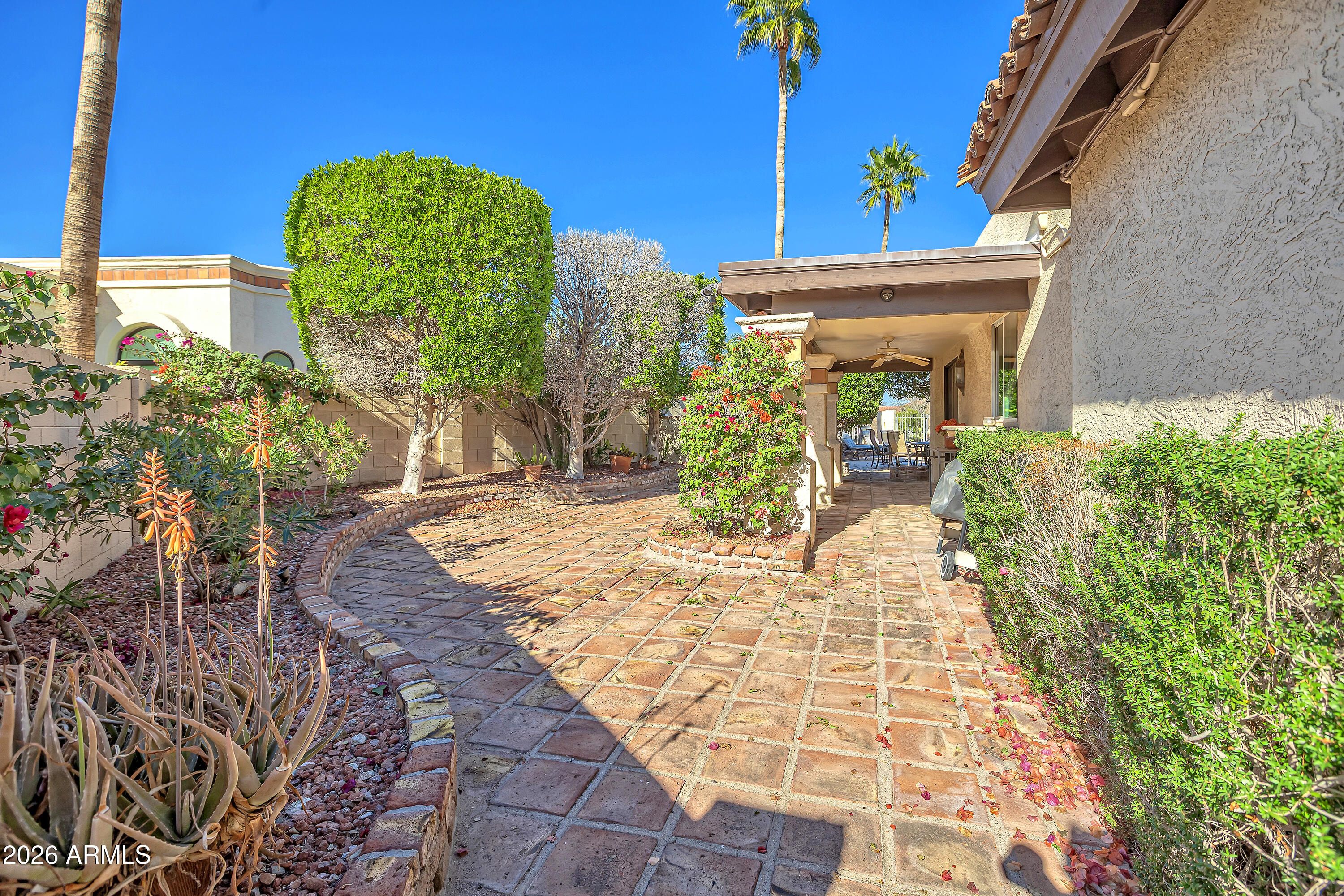 4610 East Monte Way Phoenix, AZ 85044 - Photo 44 of 44 a view of a garden