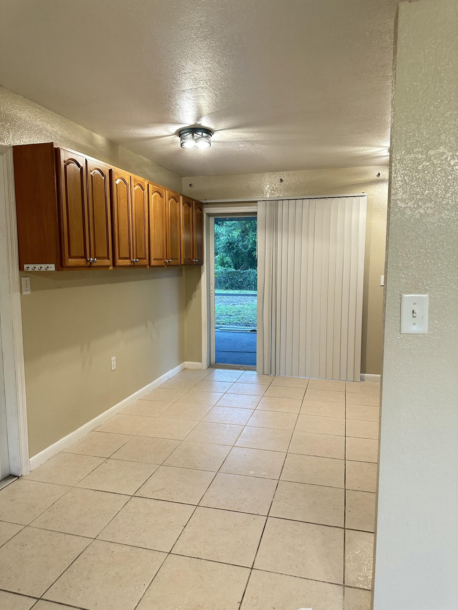 8206 Bayard Road Fort Pierce, FL 34951 - Photo 23 of 51 IMG_0948 3
