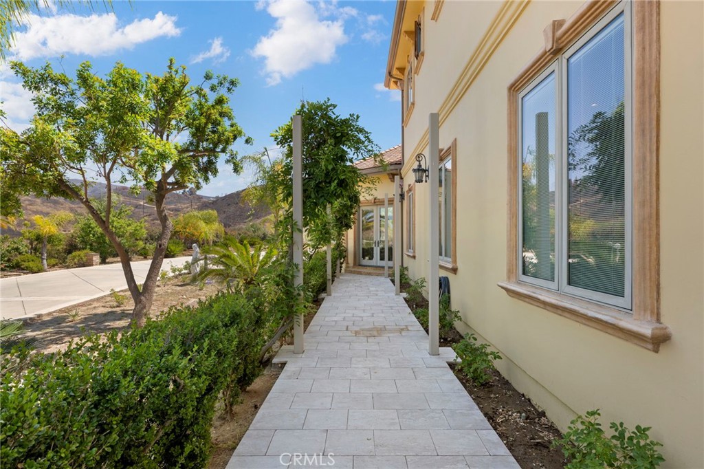 1950 Arielle Lane Simi Valley, CA 93065 - Photo 68 of 71