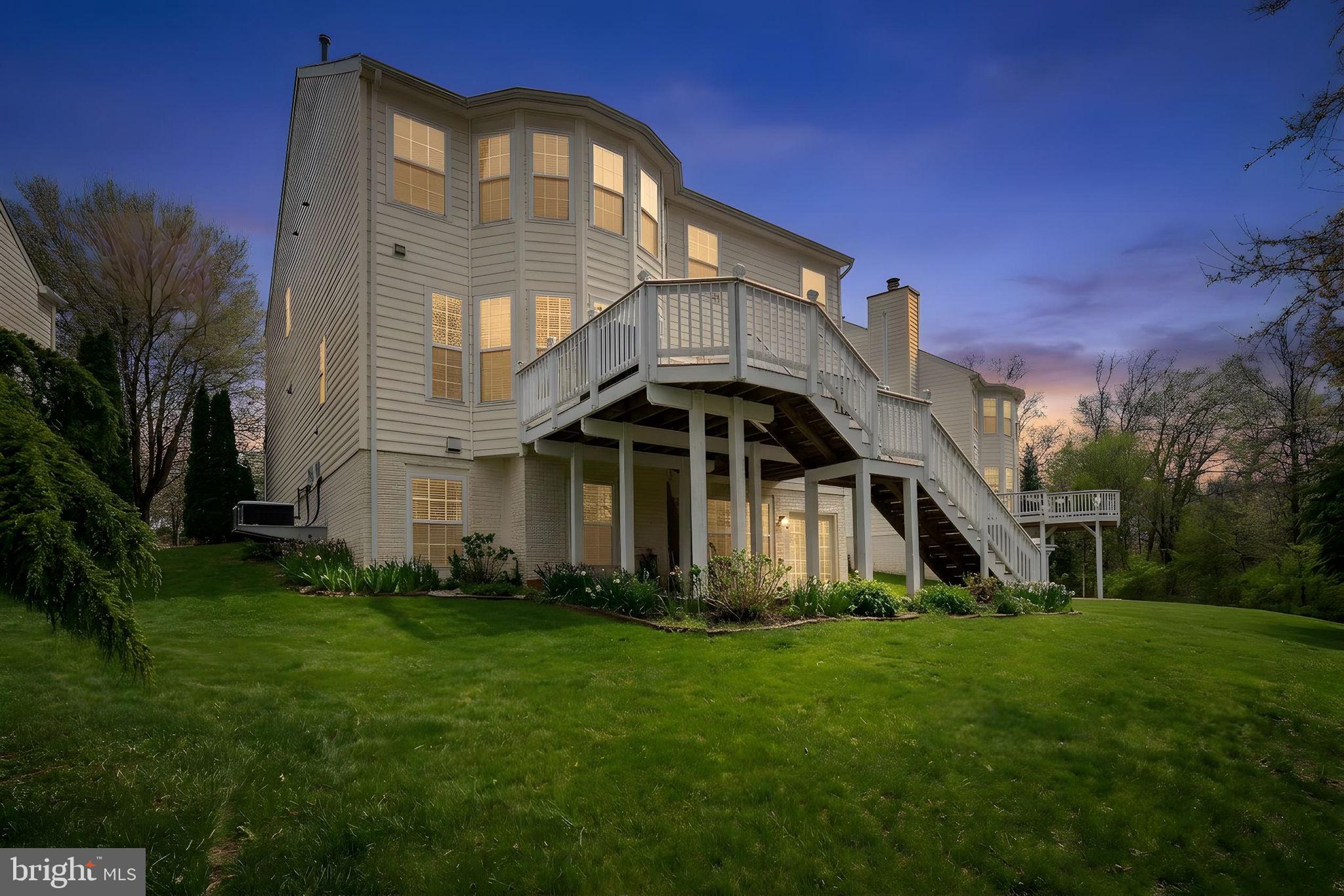 2636 Cast Off Loop Woodbridge, VA 22191 - Photo 3 of 82