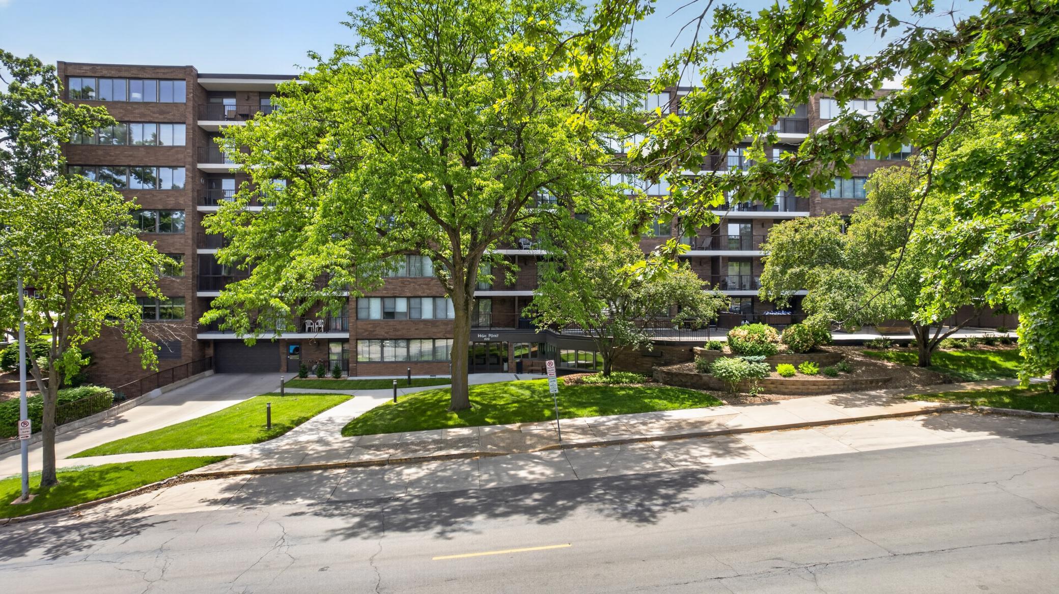 600 4th Street Southwest, Unit 408 Rochester, MN 55902 - Photo 36 of 38