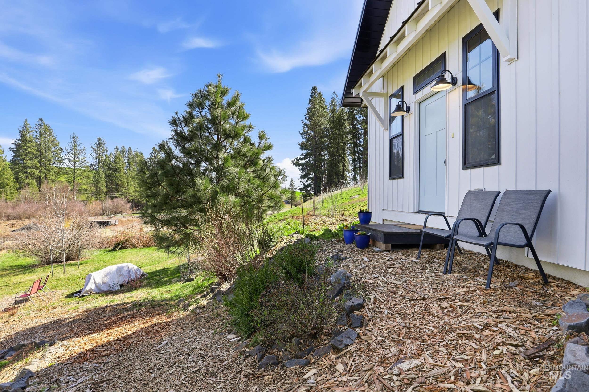 1080 Hilby Road Moscow, ID 83843 - Photo 4 of 49