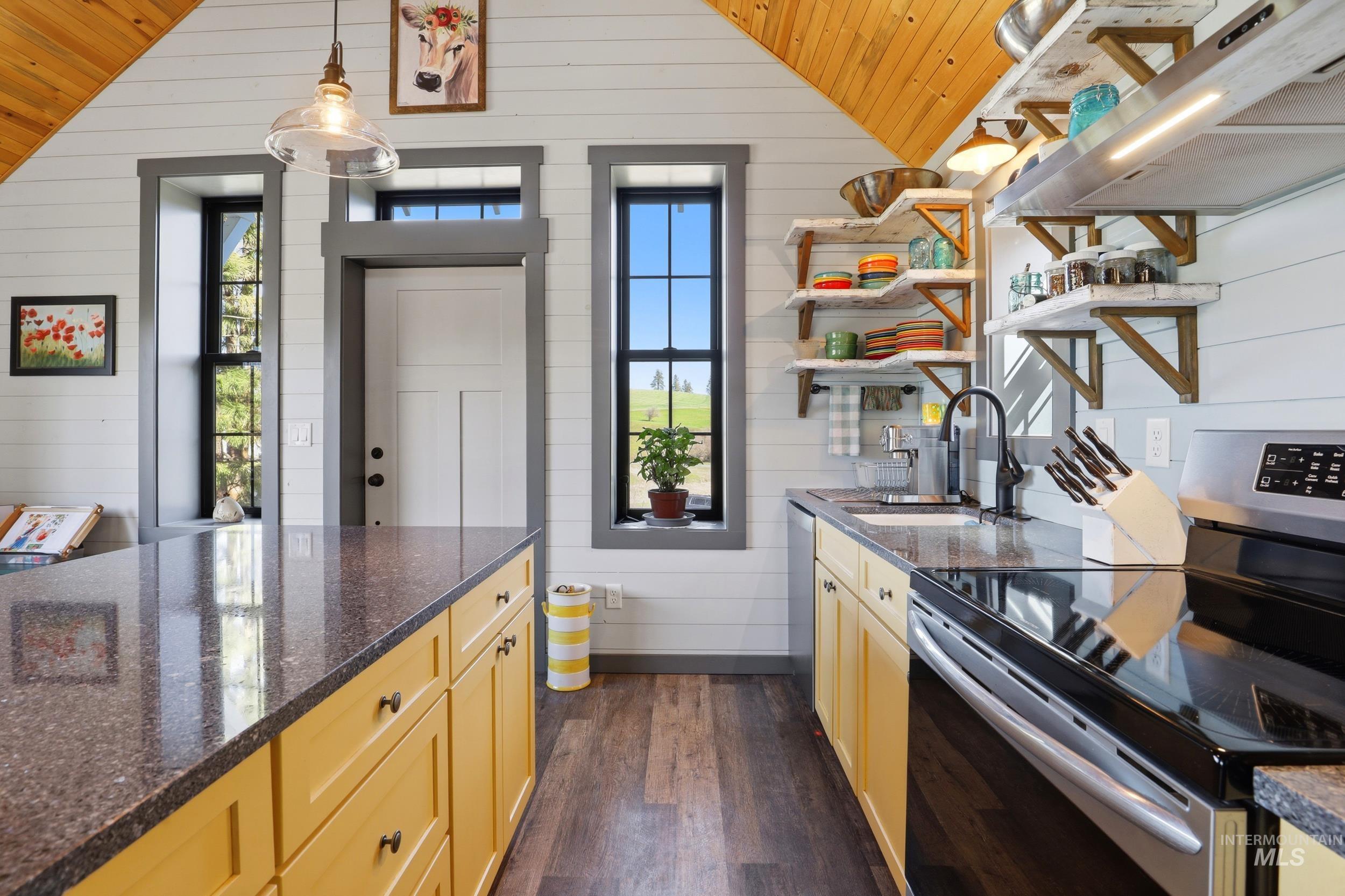 1080 Hilby Road Moscow, ID 83843 - Photo 9 of 49