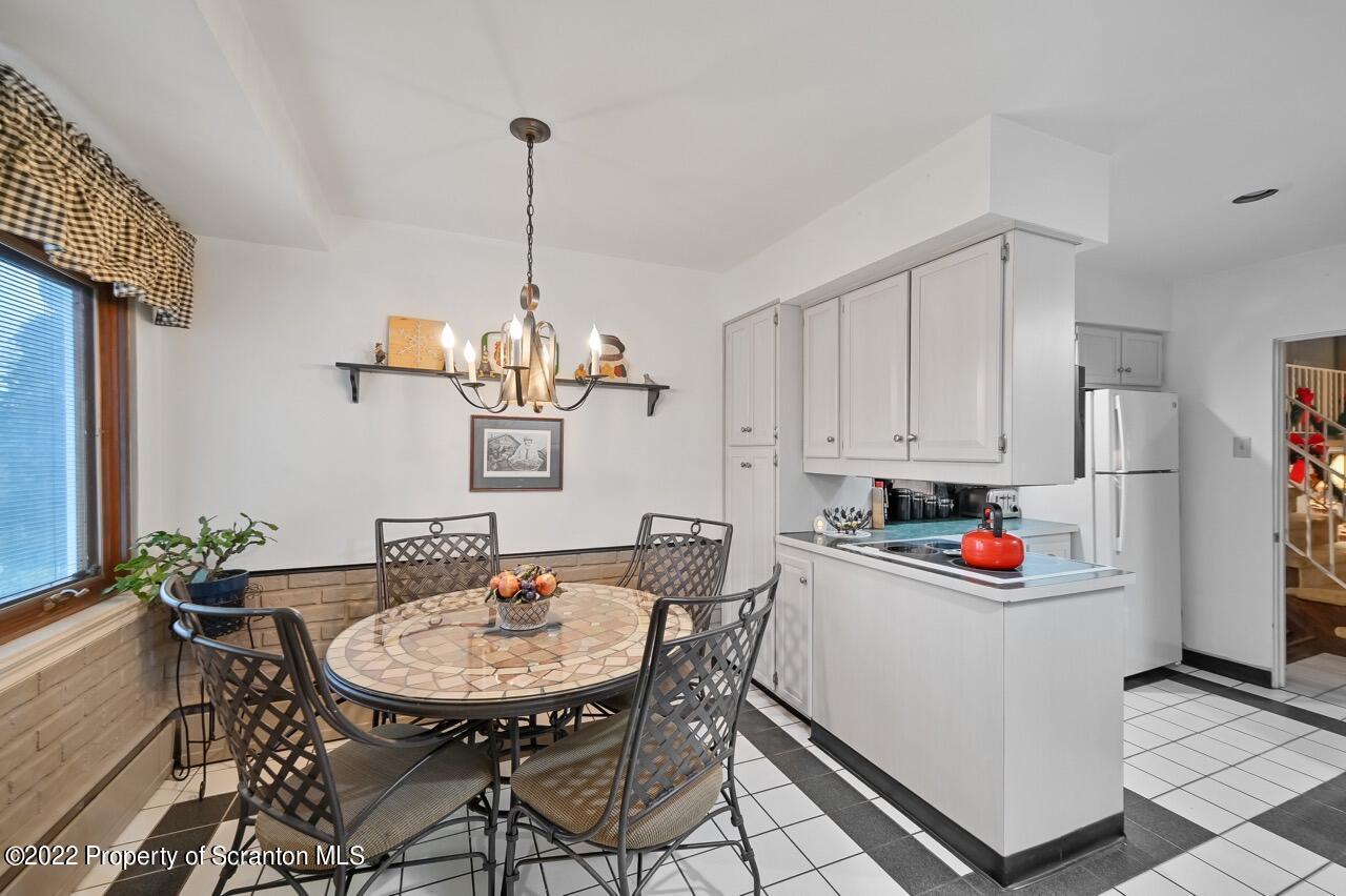 807 Layton Road Clarks Summit, PA 18411 - Photo 24 of 73