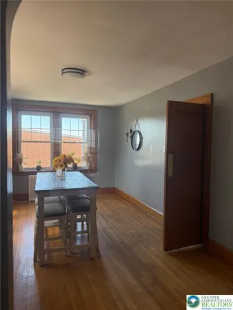 $1,800 | 1132 Mahantongo Street, Pottsville, PA 17901