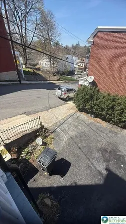 $1,800 | 1132 Mahantongo Street, Pottsville, PA 17901
